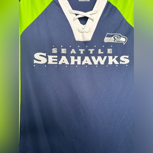 Seattle Seahawks women’s tee.  Size Large - Picture 3 of 7